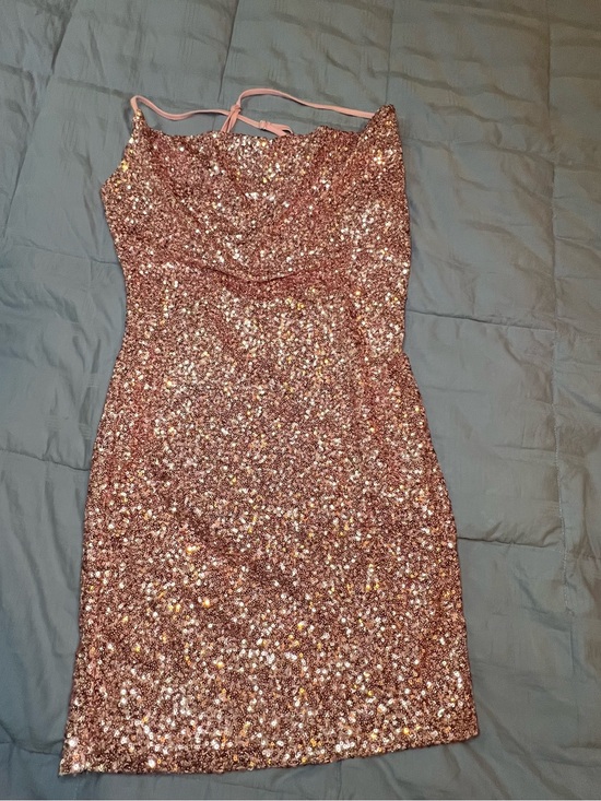 Forever 21 Dresses & Skirts - Forever 21 Pink Sequin Mini Dress